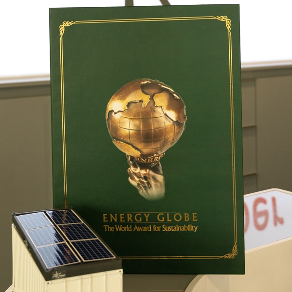 CO2-neutrale Baustelle der Zukunft – Faber erhält Energy Globe Auszeichnung für mobile Solaranlagen.
